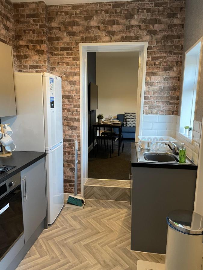 Howe - Newly Refurbished 2 Bedroom Flat Free Parking Gateshead Dış mekan fotoğraf